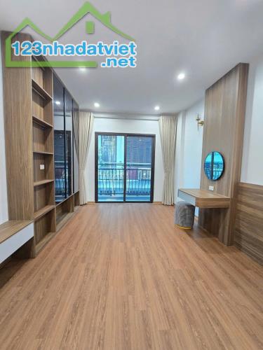 PL YÊN LÃNG - 5 TẦNG THANG MÁY DT 53m2 5 tầng Mặt tiền 3.5m Giá 15.5 tỷ - 1