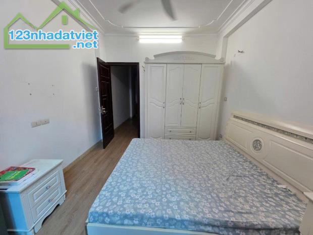 Bán nhà 5 tầng 47m2 phố Tú Mỡ, Trung Kính, Ngõ nông, Gần phố, An sinh tốt, Nhà đẹp ở luôn - 2