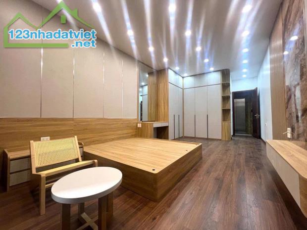 BÁN NHÀ PHỐ PHÙNG CHÍ KIÊN CẦU GIẤY - VÔ VÀN TIỆN ÍCH - KHÔNG GIAN THOÁNG - Ô TÔ ĐỖ CỬA - - 2