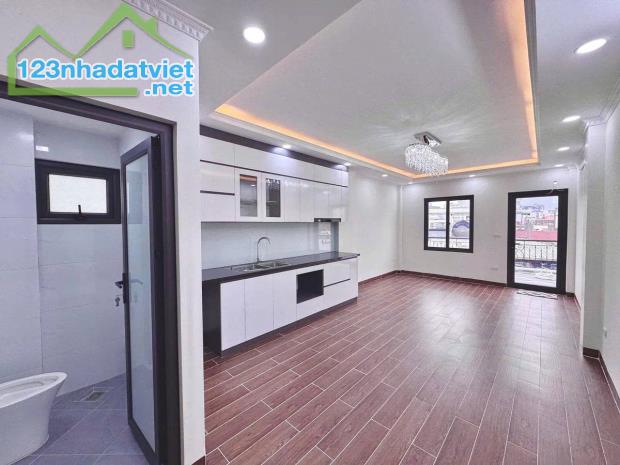ĐẲNG CẤP SỐNG TRÍCH SÀI, TÂY HỒ – SIÊU PHẨM DUY NHẤT CÒN SÓT LẠI . 79M2 5 TẦNG GIÁ 18,9 TỶ - 2