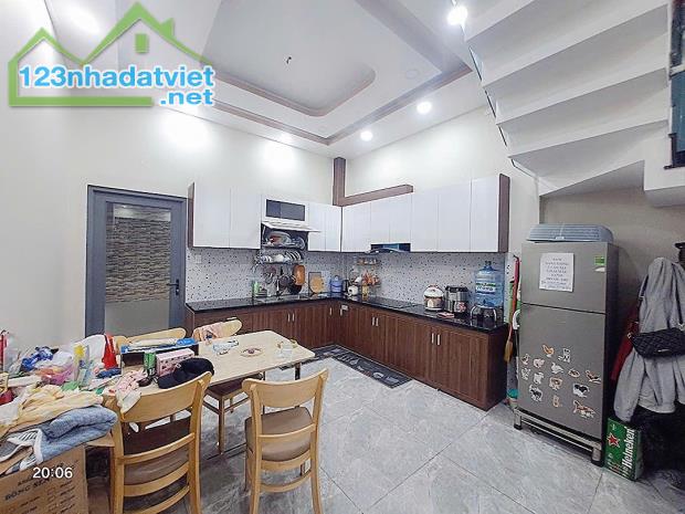 Bán nhà Trường Chinh Phường 12 Tân Bình, 47m2, HXH, 4 tầng, giá chỉ 4,85 tỷ TL - 1