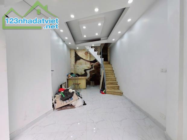 BÁN NHÀ MẶT NGÕ KINH DOANH - Ô TÔ TRÁNH - PHỐ NÚI TRÚC - BA ĐÌNH - GIÁ CHỈ 7.3 TỶ