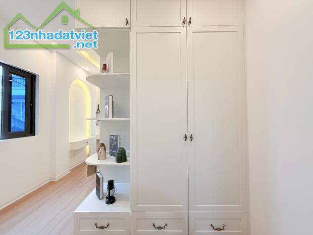 +1 Bán nhà Mễ Trì Hạ, nhà tự xây, lô góc, nội thất đẹp, 5 tầng, 3 ngủ, giá 6.6 tỷ - 4