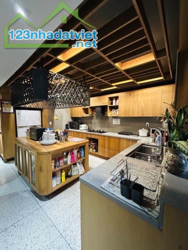 Bán gấp nhà đẹp ở ngay mặt tiền Đường 54, view sông, 90m2, ngang 6m, SHR, chỉ 22.3 tỷ. - 2