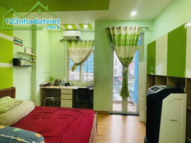 BÁN NHÀ HXH TÂN PHÚ 84M 3 TẦNG NHÀ ĐẸP 3PN 7.9 TỶ - 2