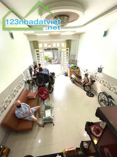 Bán nhà Ba Vân Phường 14 Tân Bình, 48m2, HXH, 4 tầng, giá chỉ 5,15 tỷ TL