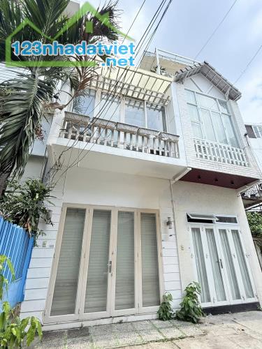 Không có căn thứ 2 tại Phú Nhuận – 4.5x13 – trệt, lầu – hẻm trước rộng 6m – 8 tỷ - 1