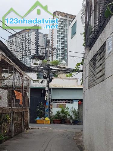 Bán nhà đường số 6,110m2, P. Thạnh Mỹ Lợi, Thủ Đức Lh 0906227839 Mrs Vân để xem nhà và sở