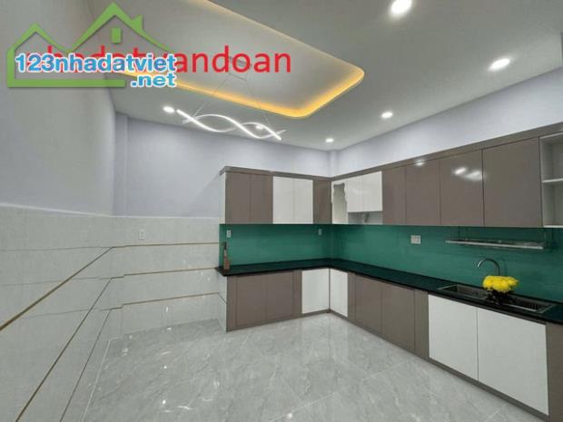 NHÀ ĐẸP, NỘI THẤT HIỆN ĐẠI, Ở/CHO THUÊ/GIỮ TIỀN,THẠCH LAM, PHÚ THẠNH, TÂN PHÚ - NHỈNH 7 TỶ - 1
