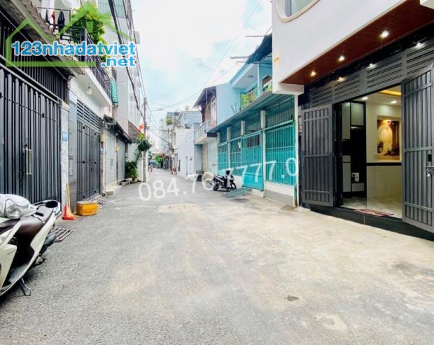 BÁN NHÀ HXH 4 TẦNG, 4PN, 4WC - QUANG TRUNG, GÒ VẤP - 5.7 TỶ - 33M2 - NHÀ MỚI ĐẸP - LIỀN - 4