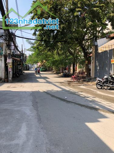 Nhà Hẻm 730/ Lê Đức Thọ, P.15, GV. DT: 5,3m x 24,5m. Hiện nhà C4 tiện xây mới, giá 8,8ty - 1
