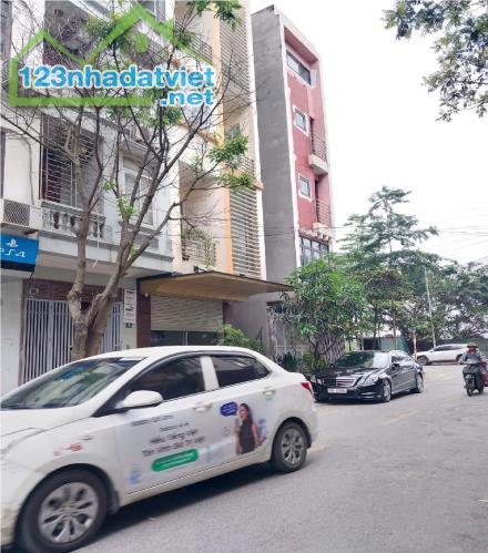 CHÍNH CHỦ- BÁN NHANH nhà mặt phố Tam Trinh Vỉa hè 63m 6 Tầng - KINH DOANH Ô Tô tải Tránh