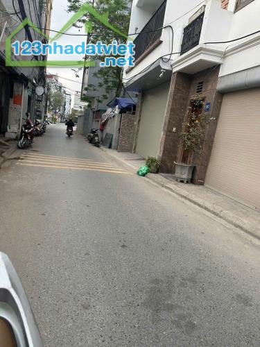 NHÀ MỚI HÀNG HIẾM, SÁT TĐC NGỌC THỤY 50M, 5T, MT4M, Ô TÔ TRÁNH, KD, THANG MÁY, NHỈNH 9 TỶ. - 3