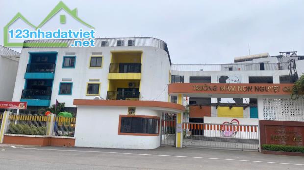 NHÀ MỚI HÀNG HIẾM, SÁT TĐC NGỌC THỤY 50M, 5T, MT4M, Ô TÔ TRÁNH, KD, THANG MÁY, NHỈNH 9 TỶ.