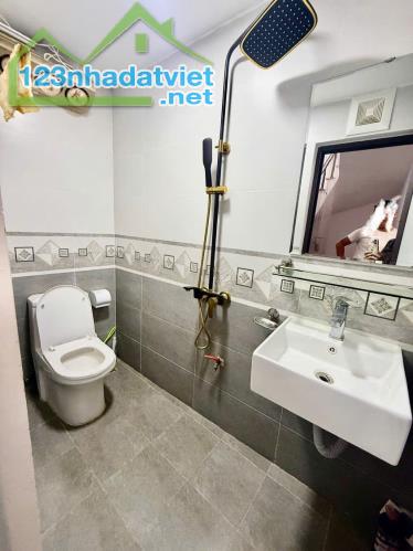 Bán nhà riêng Phố Thanh Nhàn - 48m2 x 4 Tầng 4 Ngủ - Nhà đẹp ở ngay, sổ vuông - Hơn 7 tỷ - 3
