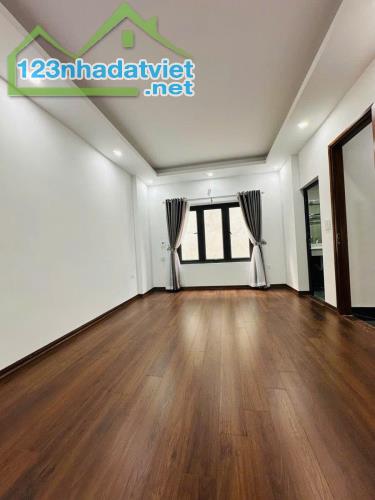 Nhà Hồ Tùng Mậu 36M2 Lô Góc Thang Máy Giá Chỉ 10.8 Tỷ - 1