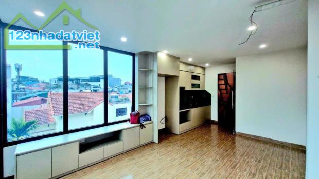 Chỉ Với 12.8 Tỷ Cho Nhà Hồ Tùng Mậu 42M2 Ngõ Kinh Doanh Gần Phố
