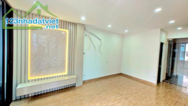 Chỉ Với 12.8 Tỷ Cho Nhà Hồ Tùng Mậu 42M2 Ngõ Kinh Doanh Gần Phố - 1