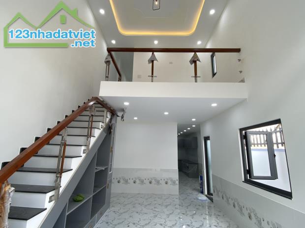 Bán Nhà rộng rãi thoáng mát đường ô tô - 5