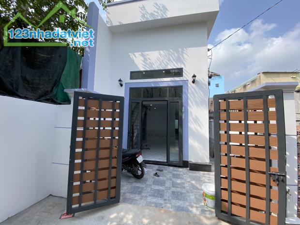 Bán Nhà rộng rãi thoáng mát đường ô tô - 4