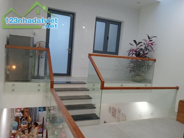 Cần bán nhà 3 tầng MT KD VIP đường Hoà Phú 3, TT Liên Chiểu, giá chỉ nhỉnh 5 tỷ. - 2