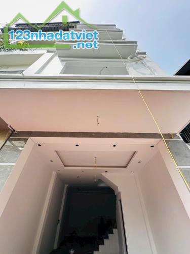 Bán nhà phố Cổ Linh - gần phố - diện tích rộng - ô chờ thang máy - hơn 6 tỷ - 2