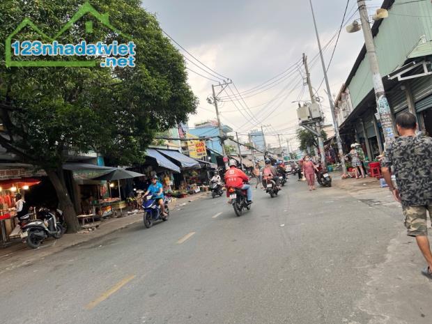 BÁN XƯỞNG MẶT TIỀN HỒ HỌC LÃM AN LẠC 1800M2 DÒNG TIỀN 120TR/TH HƠN 100 TỶ