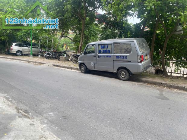 Cho thuê nhà Mặt Phố Bờ Sông Sét, 5 tầng x 30m2, 3 ngủ, 16 Triệu - 3
