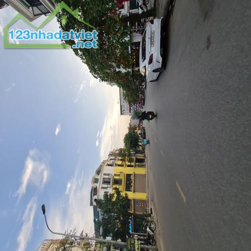 Trục chính chợ khu Ấp Đồn, khu công nghiệp Yên Phong, Bắc Ninh. 101m2 5 tỷ x. - 1