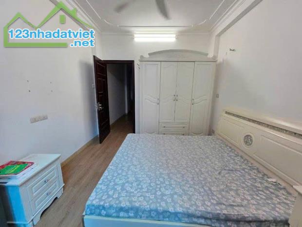 BÁN NHÀ PHỐ TRUNG KÍNH  CẦU GIẤY  50m2  5T  DÒNG TIỀN ỔN ĐỊNH GIÁ CHỈ 12,9 TỶ - 1