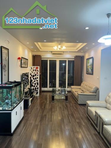 BÁN NHÀ  TÔ HIỆU, HÀ ĐÔNG, HAI THOÁNG, Ô TÔ ĐỖ CỬA, SỔ HOA HẬU CHỈ NHỈNH 7 TỶ