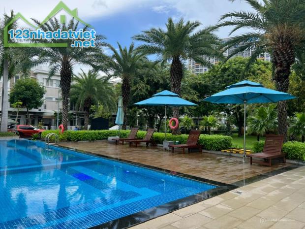 🌟 BIỆT THỰ GÓC 2 MẶT TIỀN - PHONG PHÚ 4, BÌNH CHÁNH 🌟 💰 Giá: 24.5 TỶ – Diện tích 170m²