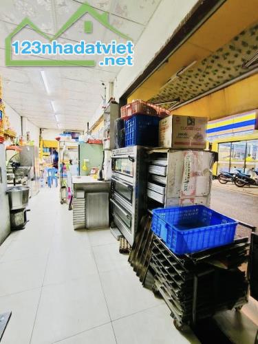 LÔ GÓC NGAY THOẠI NGỌC HẦU - KV SẦM UẤT - DOANH THU 70TR - 44M 2T NHỈNH 7 ĐỒNG - 4