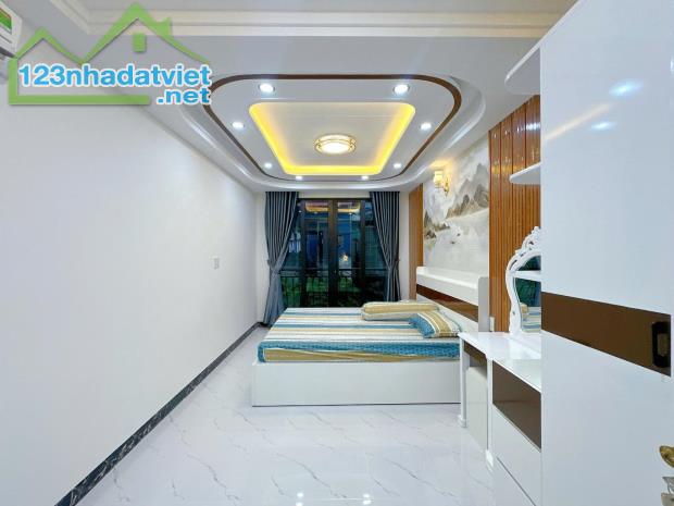 BÁN NHÀ 4 TẦNG BTCT MỚI – FULL NỘI THẤT CAO CẤP – PHƯỜNG 5 PHÚ NHUẬN – GIÁ 6.5 TỶ - 1