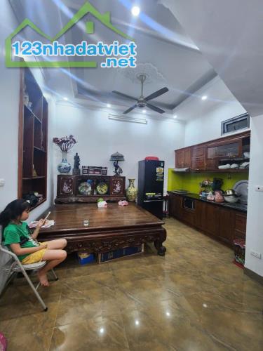 BÁN NHÀ 2 THOÁNG -MẶT TIỀN RỘNG 4M- NGÕ Ô TÔ TRÁNH -TÔ HIỆU HÀ ĐÔNG 43m chỉ 7.x tỷ - 1