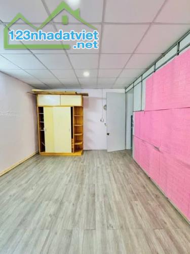 NGAY HÀNG XANH- HẺM XE HƠI 1 TRỤC - BẠCH ĐẰNG - 50M2 - NGANG 5M - CHỈ NHỈNH 5TỶ