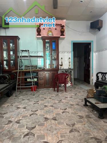 75M2 CHỈ HƠN 4 TỶ - HẺM 6M THÔNG - 2 TẦNG - SÁT TÊN LỬA TỈNH LỘ 10 BÌNH TÂN