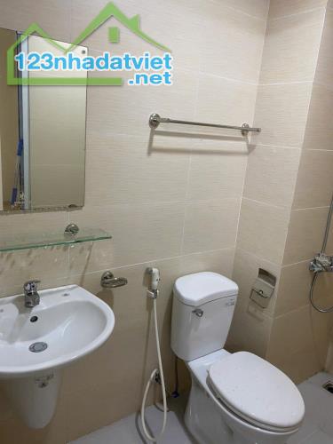 CHÍNH CHỦ CHO THUÊ CĂN HỘ 2N1K TẠI 44 TRIỀU KHÚC, PHƯỜNG THANH XUÂN NAM, QUẬN THANH XUÂN,