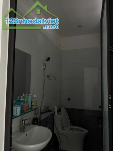 CẦN BÁN GẤP NHÀ NGUYÊN CĂN CHÍNH CHỦ - 54M2 - 3 TẦNG - ĐANG CHO THUÊ 4tr5/THÁNG - TRUNG - 3