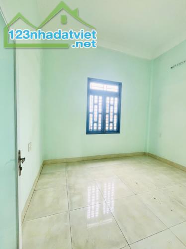 Siêu phẩm nhà 2 MT chợ Bà Điểm, 3T x 99m2 ,Giá chỉ 6.5 tỷ(TL) - 3