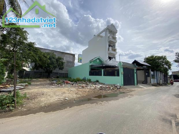Đất mặt tiền hẻm 668 sát Quốc Lộ 13 phường Hiệp Bình Phước. Gía nhỉnh gần 8 tỷ, sổ hồng - 1