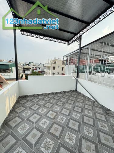 BÁN NHÀ ĐÔNG THIÊN - 5 TẦNG 3 NGỦ - NGÕ NÔNG - Ô TÔ GẦN NHÀ - TIỆN ÍCH NGẬP TRÀN - 4