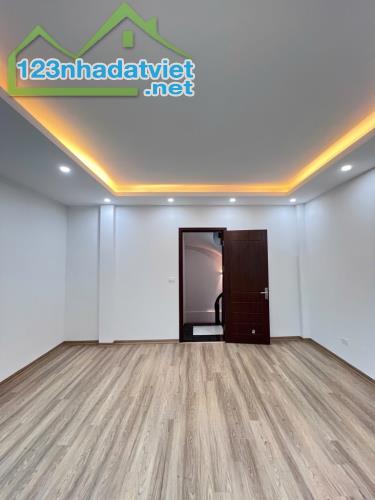 Bán nhà mới chưa sử dụng 30m2 , sổ đỏ chính chủ - 2