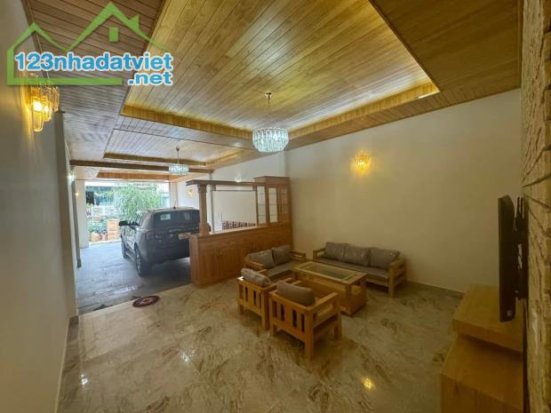 CẦN TIỀN BÁN NHÀ MẶT TIỀN KINH DOANH ĐƯỜNG TÔ NGỌC VÂN TRUNG TÂM ĐÀ LẠT 157m2 - 3