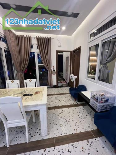 Bán Căn Villa Sân Vườn Mini ngay trung tâm đường Ma Trang Sơn, P5, Đà Lạt giá chỉ 8 tỷ - 1