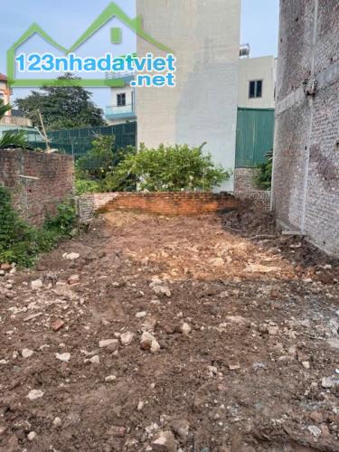 BÁN ĐẤT LIÊN MẠC - TIỆN ÍCH BẠT NGÀN  - VUÔNG VẮN - 64M2 - 5.18 TỶ - 1