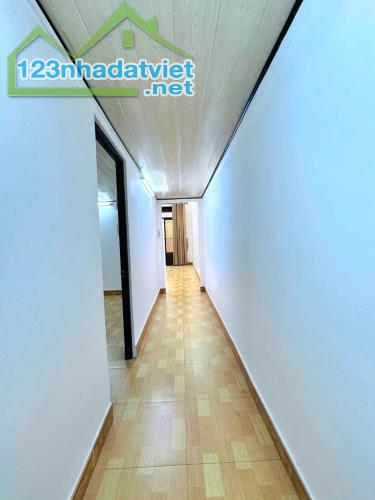 Bán nhà Lô góc 2 mặt tiền Hẻm Nguyễn Thái Bình - K300, 5.5x14m, 3T, HDT 60tr, 20.5 tỷ. - 4