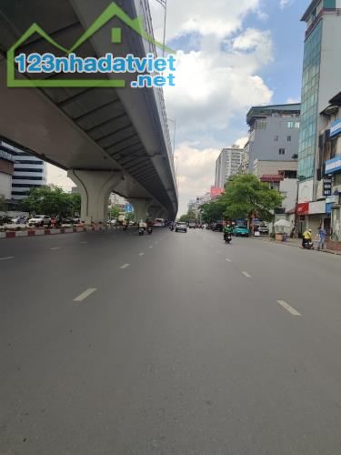 B.Á.N ĐẤT 72m² TẶNG NHÀ KINH DOANH ÔTÔ DỪNG ĐỖ CẤT TRONG NHÀ, TT QUẬN HAI BÀ TRƯNG