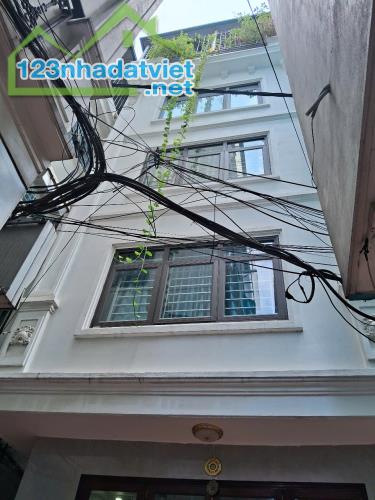 BÁN NHÀ PHỐ ĐÀM QUANG TRUNG - Ô TÔ ĐỖ CỬA - NGÕ NÔNG - GIÁ 6,9 TỶ