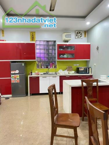 Bán Nhà Mặt Phố Quận 2 Bà Trưng 500m2T MT11m Vỉa Hè 1 SỔ 1 CHỦ 330 Tỷ Trần Xuân Soạn. - 3